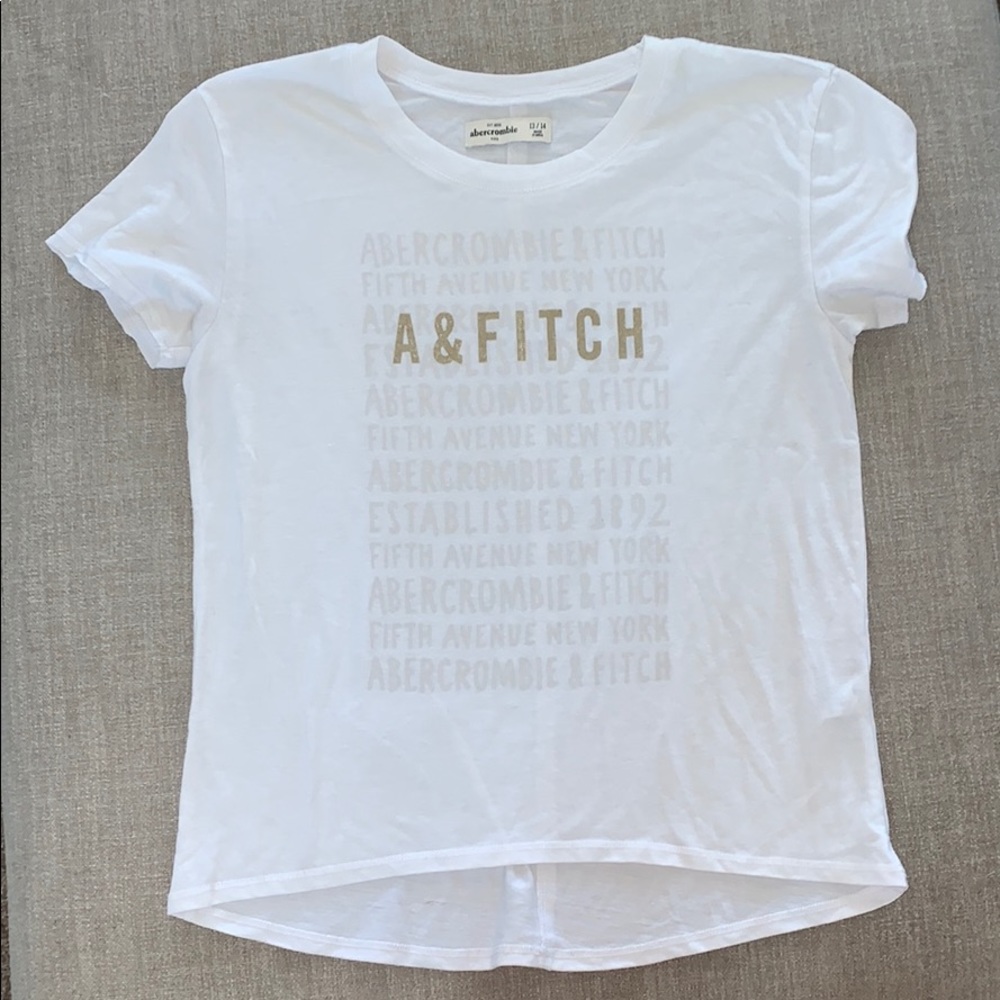 white A&F tee